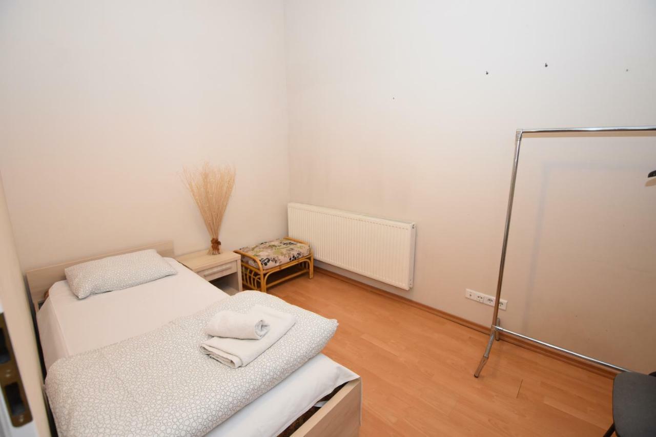 Zielone Pokoje Zielona Góra Esterno foto